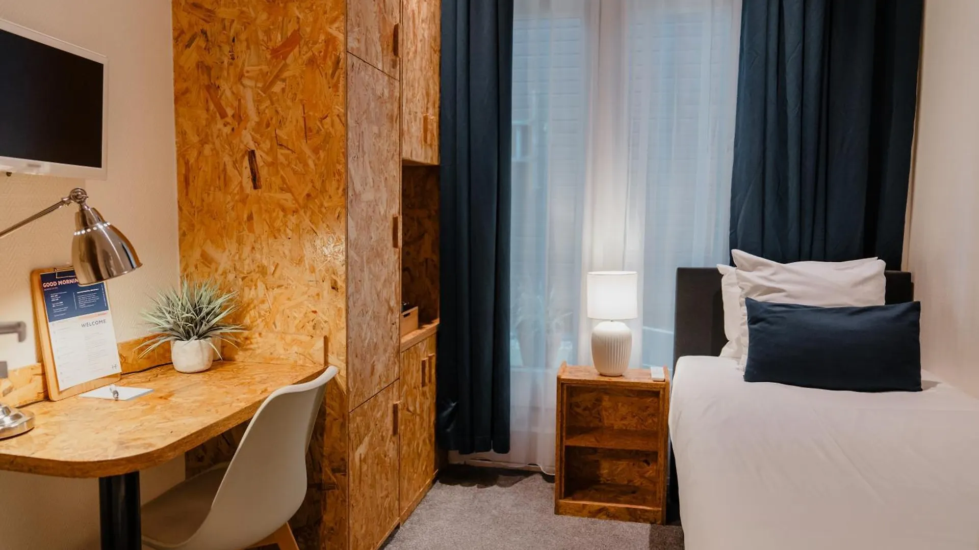 אמסטרדם Hotel Fita